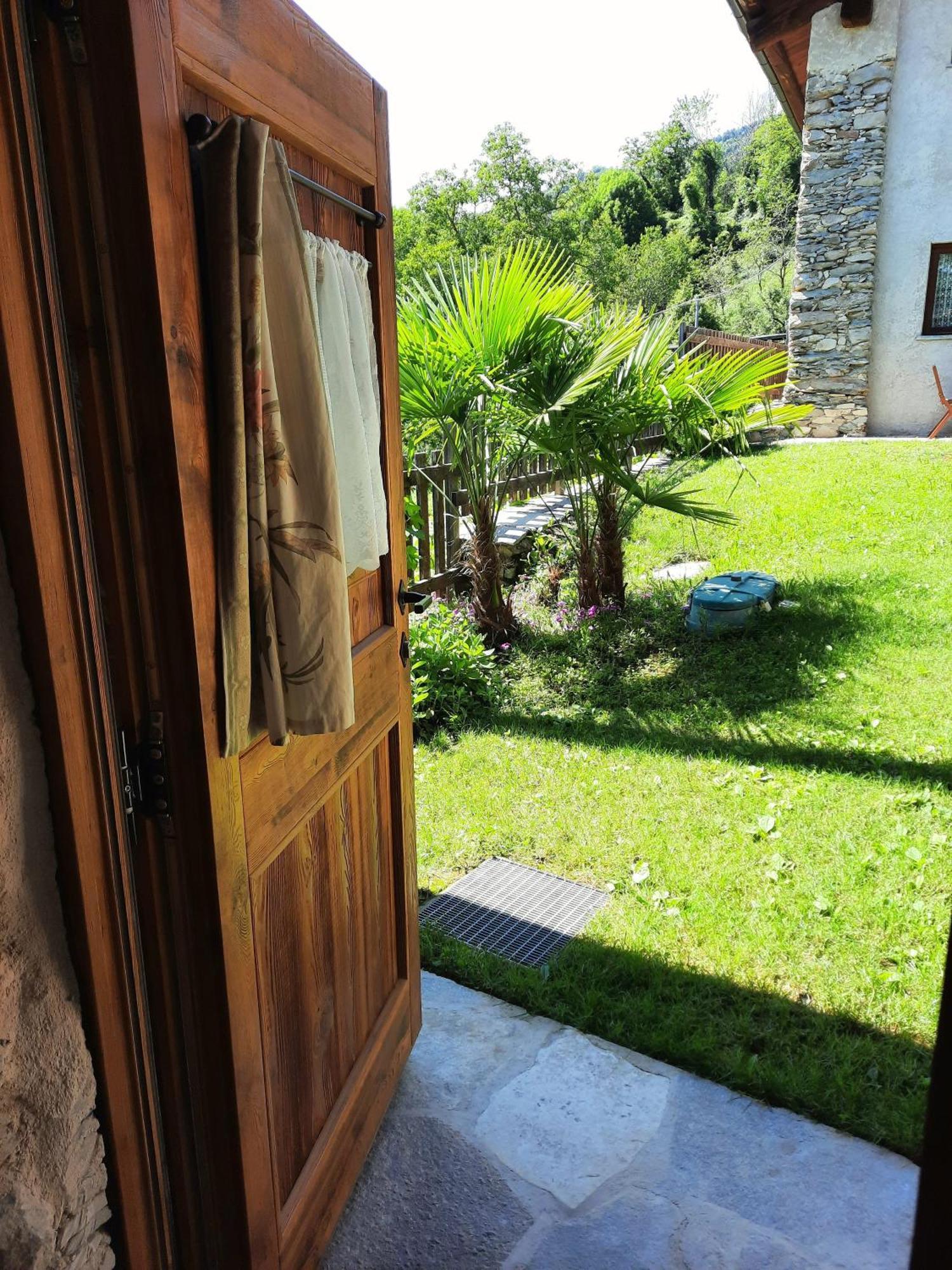 La Baita Nel Bosco Brossasco Ruang foto
